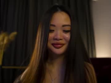 Philippabrainard Chaturbate stream image from March 19, 2025