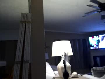 High3ndlowlife Chaturbate stream image from March 19, 2025