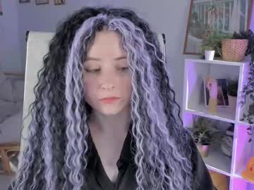Lexiwenford Chaturbate stream image from March 19, 2025
