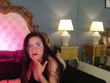 Shaniramses Chaturbate stream image from March 19, 2025