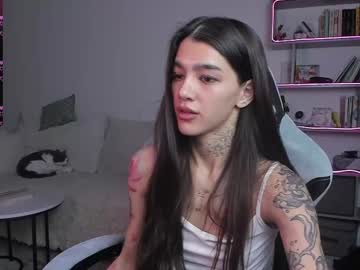 Vinkitinkii Chaturbate stream image from March 19, 2025