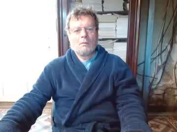 Vyrisyl0 Chaturbate stream image from March 19, 2025