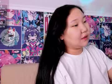 Xxxpruniaa Chaturbate stream image from March 19, 2025