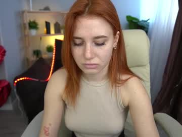 Emilyfoxxi Chaturbate stream image from March 19, 2025