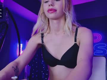 Alessiacroft Chaturbate stream image from March 19, 2025