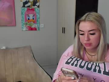Jeremayalove Chaturbate stream image from March 19, 2025