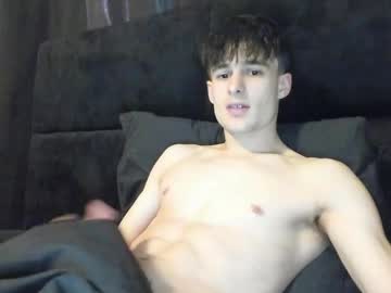 Skinnyguywithbigd Chaturbate stream image from March 19, 2025