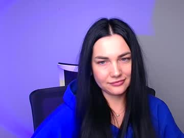 Blum_Kelly Chaturbate stream image from March 19, 2025