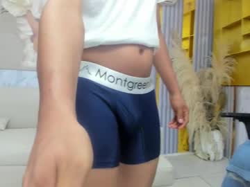 Maike_Laroch Chaturbate stream image from March 19, 2025