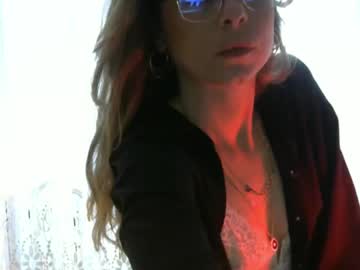 9calliope Chaturbate stream image from March 19, 2025