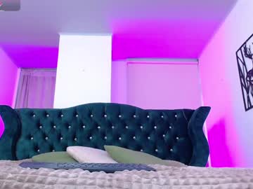 Dulce_Elly Chaturbate stream image from March 19, 2025