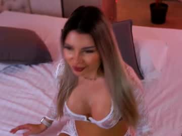 _Arielle Chaturbate stream image from March 19, 2025