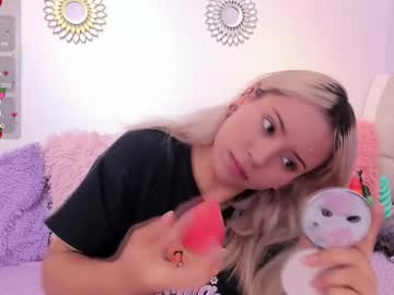 Natalia_Henao_ Chaturbate stream image from March 19, 2025