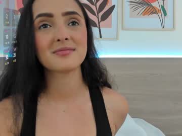 Nataliiiiia Chaturbate stream image from March 19, 2025