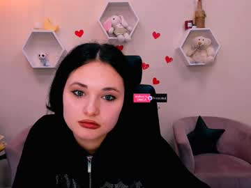 Nia_See Chaturbate stream image from March 19, 2025