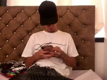 Prettyboyyy_1 Chaturbate stream image from March 19, 2025
