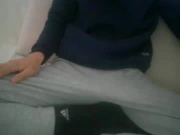 Ezzequiel2 Chaturbate stream image from March 19, 2025