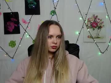 Khaleesimoon Chaturbate stream image from March 19, 2025