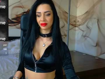 Naomiscarlett Chaturbate stream image from March 19, 2025