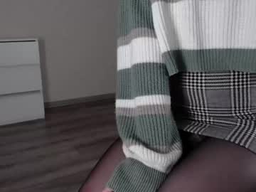 Noelleneptune Chaturbate stream image from March 19, 2025