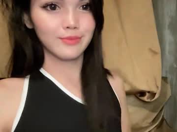 Cheskahouston Chaturbate stream image from March 19, 2025