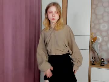Edytfisk Chaturbate stream image from March 19, 2025