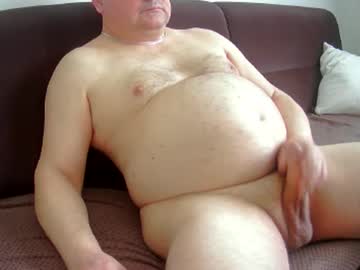 Daddybearpol Chaturbate stream image from March 19, 2025
