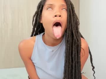 Renell_Aiston Chaturbate stream image from March 19, 2025