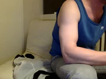 Roadbikerider Chaturbate stream image from March 19, 2025