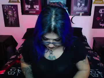 Annyfreyr Chaturbate stream image from March 19, 2025