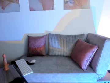 Antonella_030 Chaturbate stream image from March 19, 2025