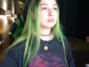 Hentaishiing Chaturbate stream image from March 19, 2025