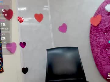 Litzy_Curly Chaturbate stream image from March 19, 2025