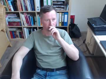 Maddmax8 Chaturbate stream image from March 19, 2025