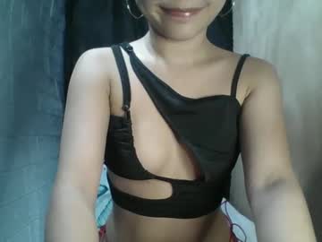 Athenahale Chaturbate stream image from March 19, 2025