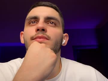 Pridesanss Chaturbate stream image from March 19, 2025