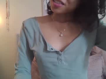 Danielleryan Chaturbate stream image from March 19, 2025