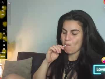 Liz_Devine Chaturbate stream image from March 19, 2025