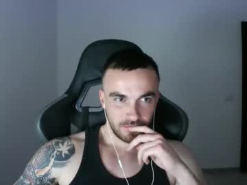 Mu5clemania Chaturbate stream image from March 19, 2025