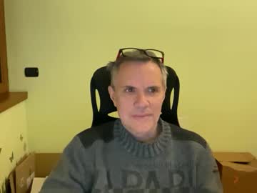 Niceshy_71 Chaturbate stream image from March 19, 2025