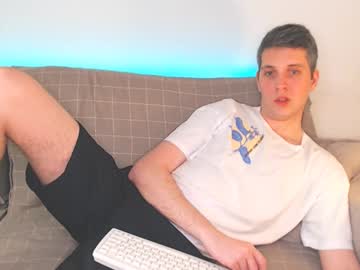 Oliver_Hort Chaturbate stream image from March 19, 2025