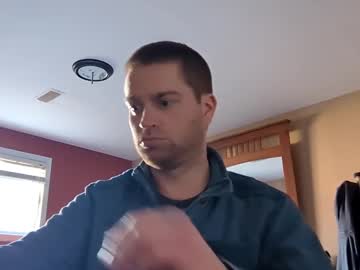 Woodeee77 Chaturbate stream image from March 19, 2025