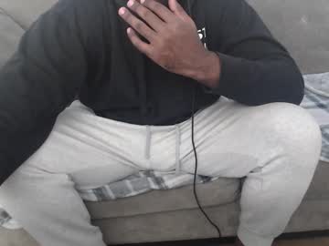 Lemmeeatualivee Chaturbate stream image from March 19, 2025