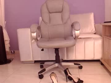 Samantha_Thompsoon Chaturbate stream image from March 19, 2025