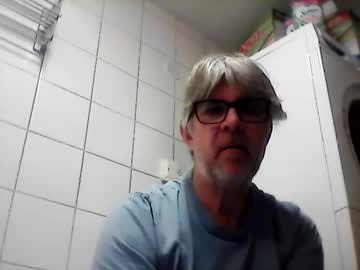 Baggelina75 Chaturbate stream image from March 19, 2025