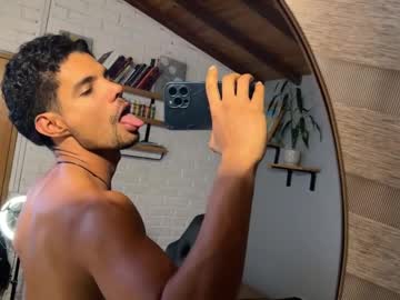 Daniel0910s Chaturbate stream image from March 19, 2025
