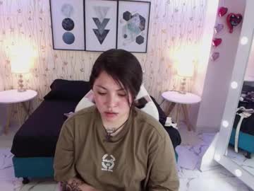 Isa_Reel Chaturbate stream image from March 19, 2025