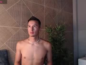 Ache_Williams Chaturbate stream image from March 19, 2025
