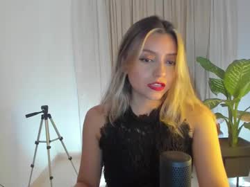 Ary_Cam230 Chaturbate stream image from March 19, 2025