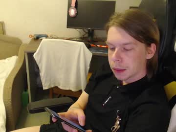 Fluffy_Boney Chaturbate stream image from March 19, 2025